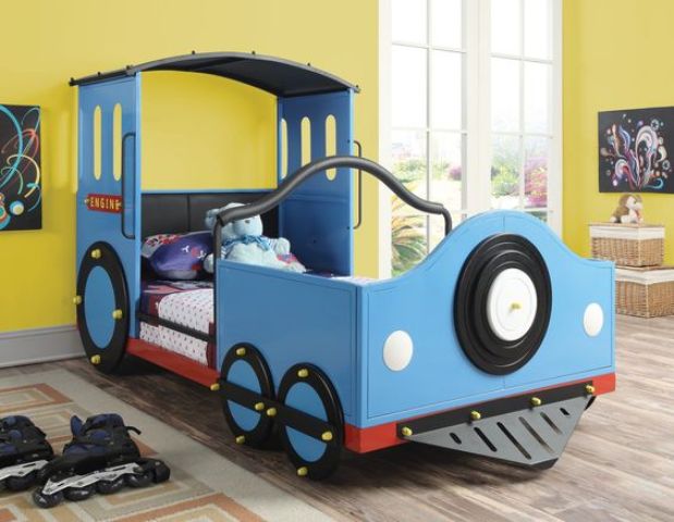 a train boy bed