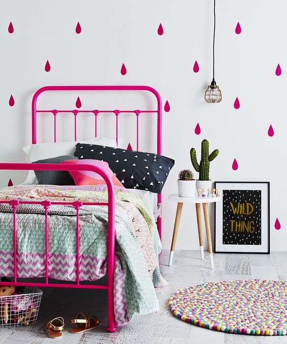 31 Sweetest Bedding Ideas For Girls Bedrooms Digsdigs Colorful Patterned Bedding