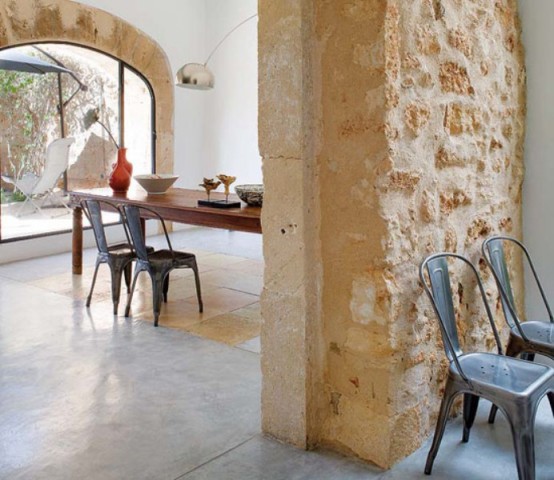 18th Century Mill Restored Into A Harmoniuos House