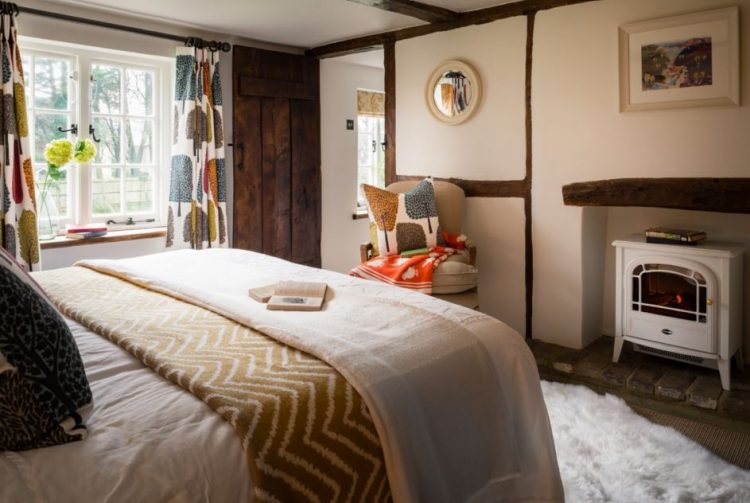 1900 s English Countryside House Breathing With Style