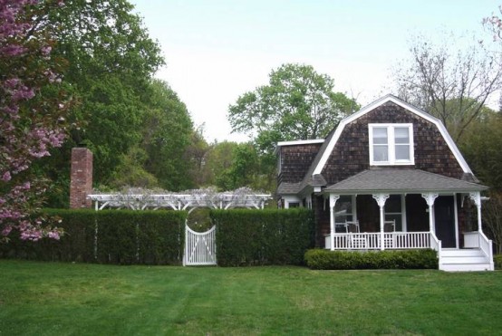 1904 Farm House Renovation That Features Very Lovely Black and White Interior