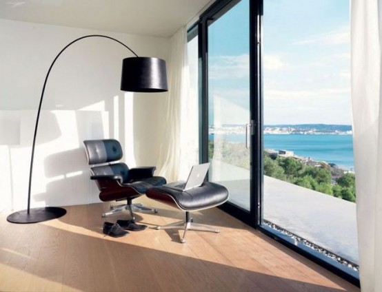 1960s Iconic Twiggy Lamp Re-Edition By Foscarini