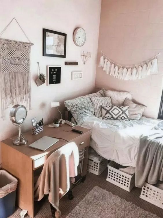 55 Stylish And Cool Teen Room Decor Ideas - DigsDigs