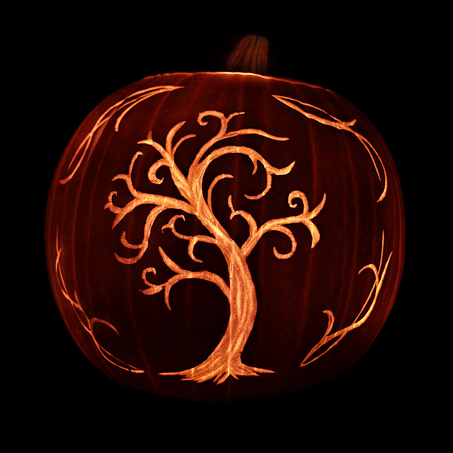 Spooky Tree Pumpkin Template