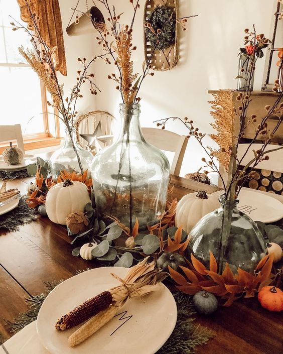 cool thanksgiving tablescape in rustic style