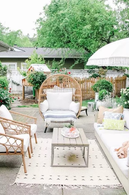 57 Cool Outdoor Living Rooms DigsDigs