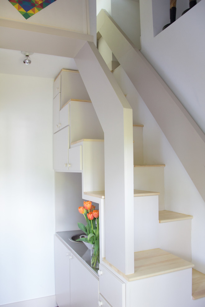 Small Scale Homes: SPACE SAVING STAIRS & LADDERS FOR SMALL HOMES