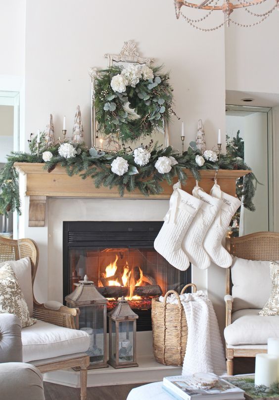 75 Inspiring Christmas Mantel Decor Ideas DigsDigs