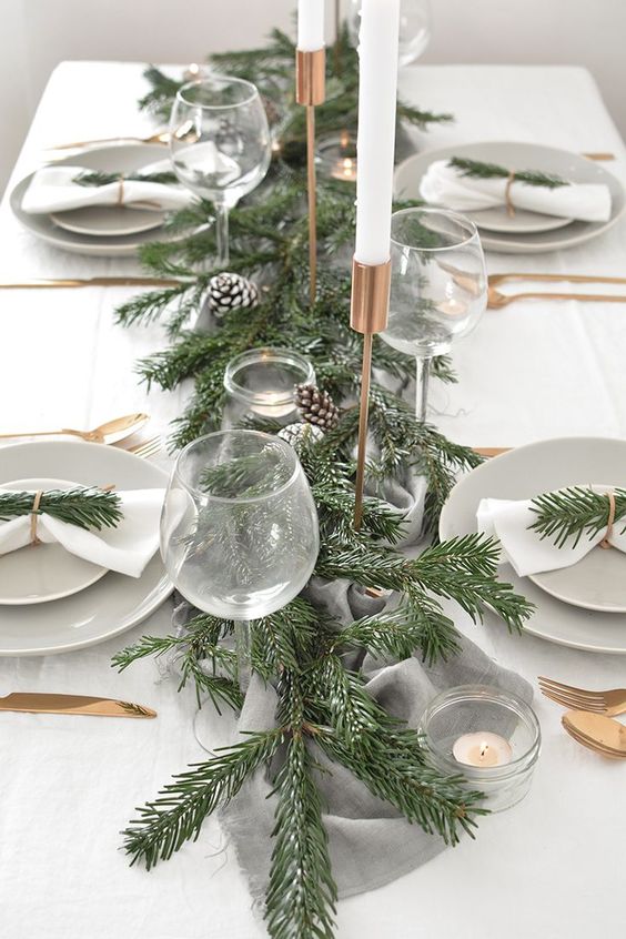63 Amazing Christmas Table Decorations  DigsDigs