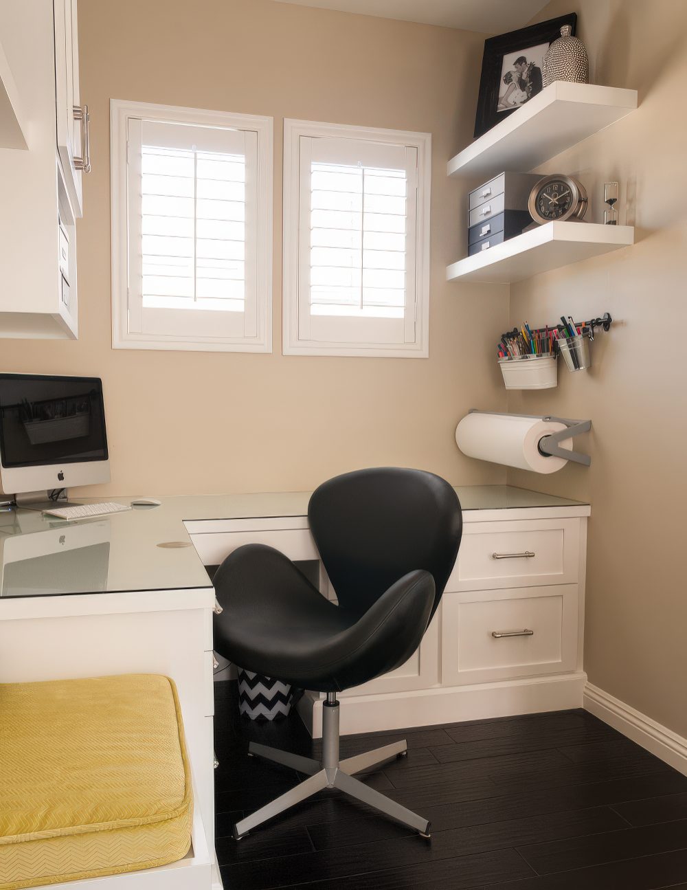 Creatice Small Home Office Space Ideas for Large Space