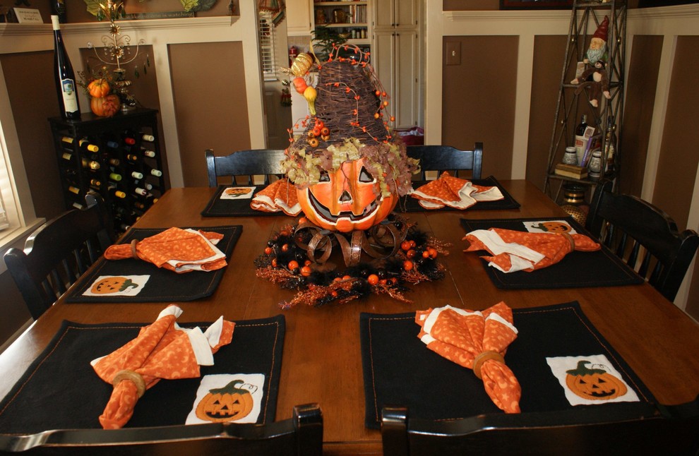 awesome pumpkin centerpieces for fall and halloween table