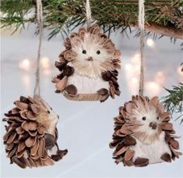 xmas ideas using pine cones