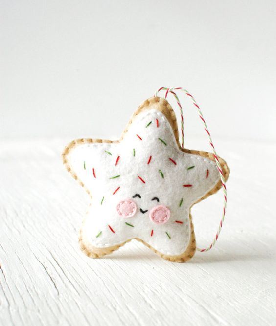 a pretty and whimsy Christmas star gingerbread cookie with frosting is a bold and fun idea to rock