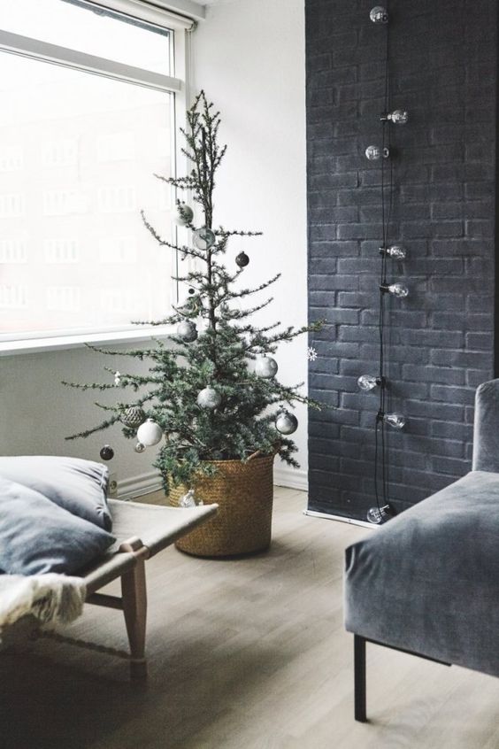 93 Inspiring Scandinavian Christmas Decorating Ideas - DigsDigs