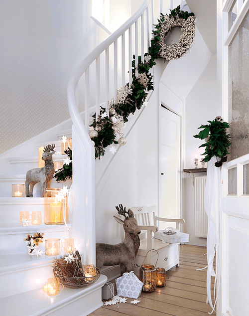 awesome christmas stairs decoration ideas