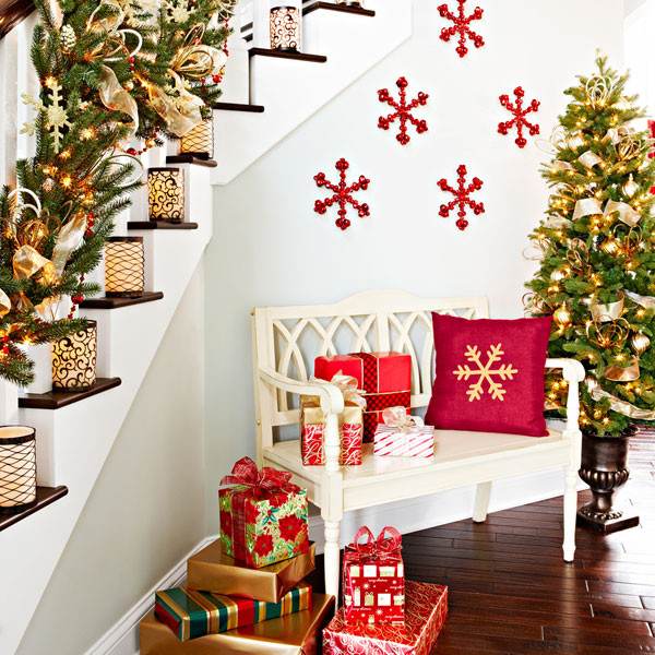 awesome christmas stairs decoration ideas