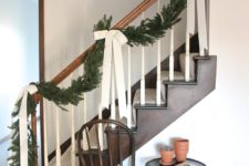 71 awesome christmas stairs decoration ideas