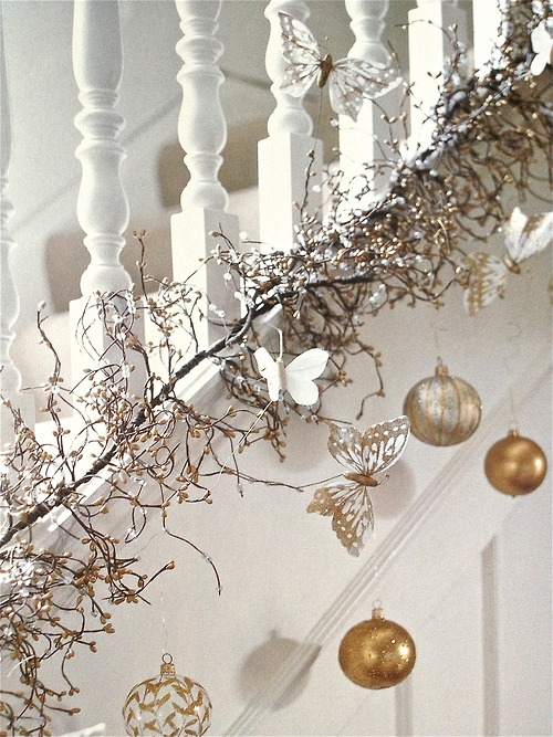 awesome christmas stairs decoration ideas