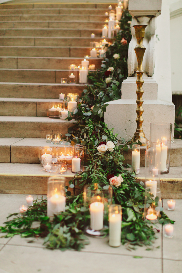 awesome christmas stairs decoration ideas