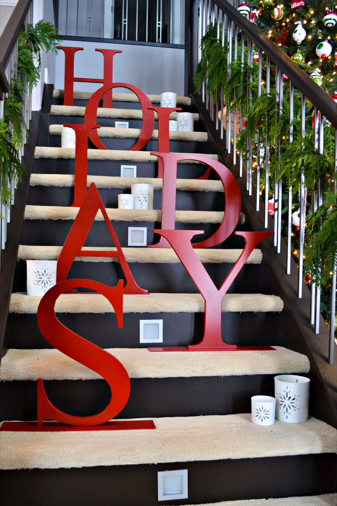 100 Awesome Christmas Stairs Decoration Ideas - DigsDigs