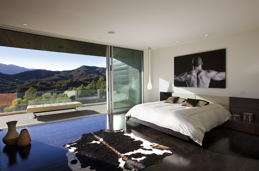 70 Stylish And Sexy Masculine Bedroom Design Ideas