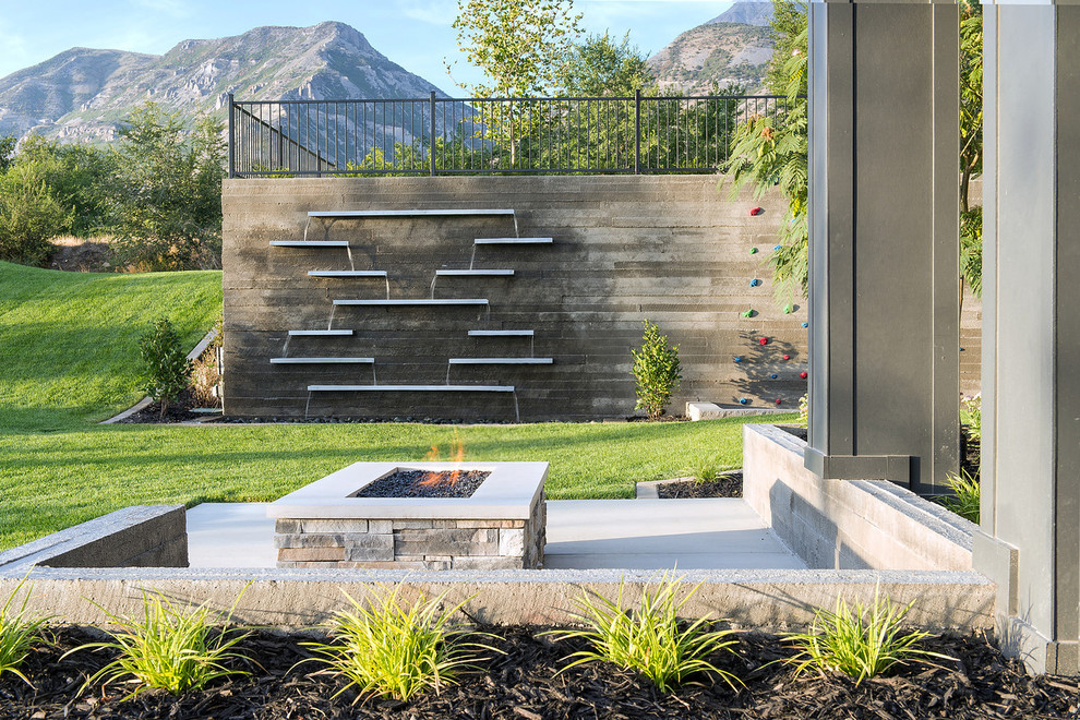 49 Amazing Outdoor Water Walls For Your Backyard Digsdigs