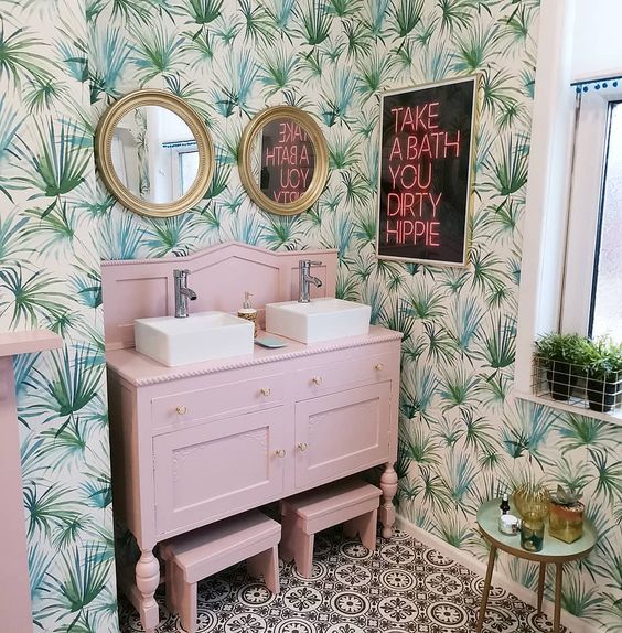 Tropical Bathroom Inpiration – F.I.N.D.S.