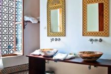 moroccan bathroom
