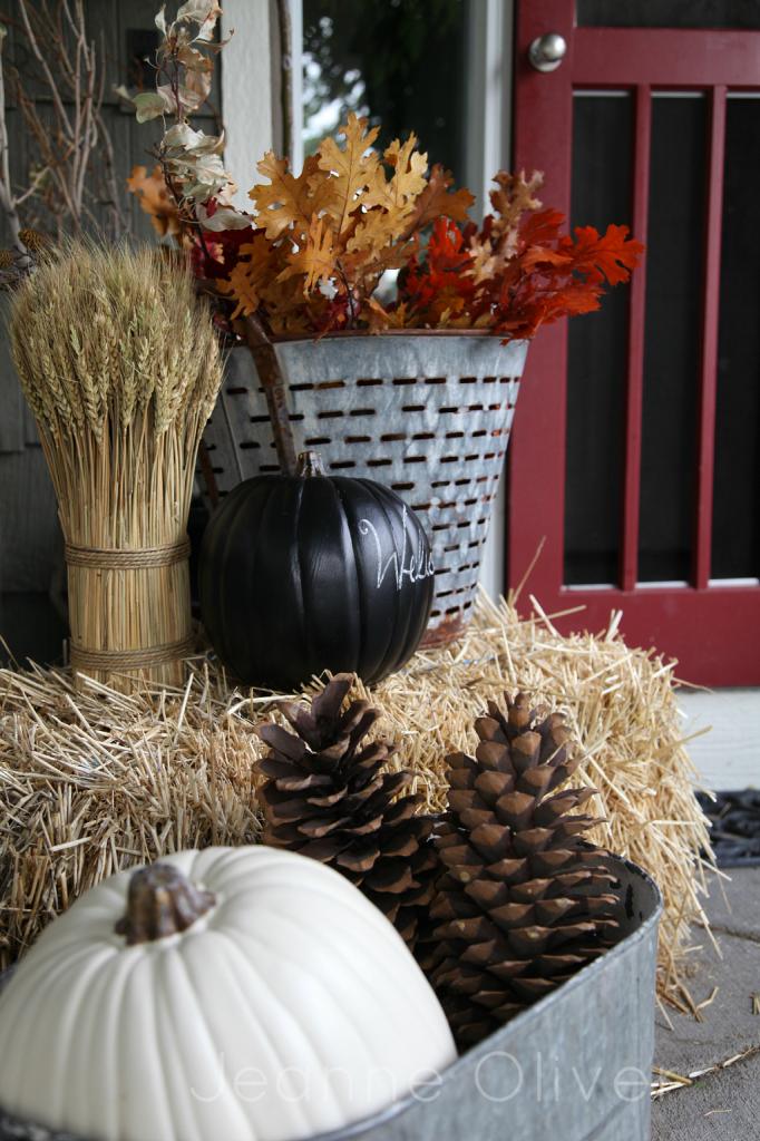 Painted pumpkins, wheat, fallen leaves and balls of hays could be mixed together.