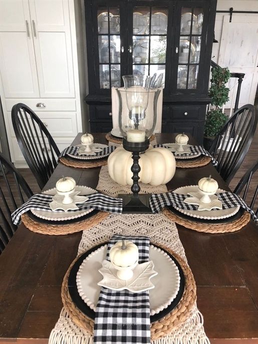 51 Beautiful And Cozy Fall Dining Room Décor Ideas - Digsdigs