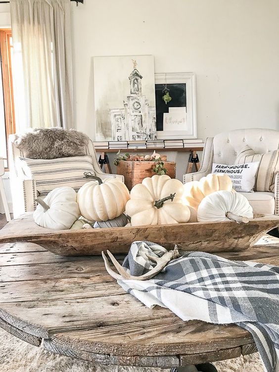 72 Fall Coffee Table Décor Ideas - DigsDigs