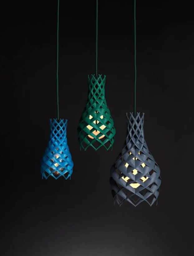 eye-catchy lamps made by 3D printing in various bold colors, they will match a modern or contemporary space easily