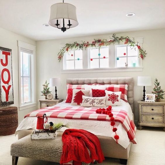 50 Adorable Christmas Bedroom Décor Ideas - DigsDigs