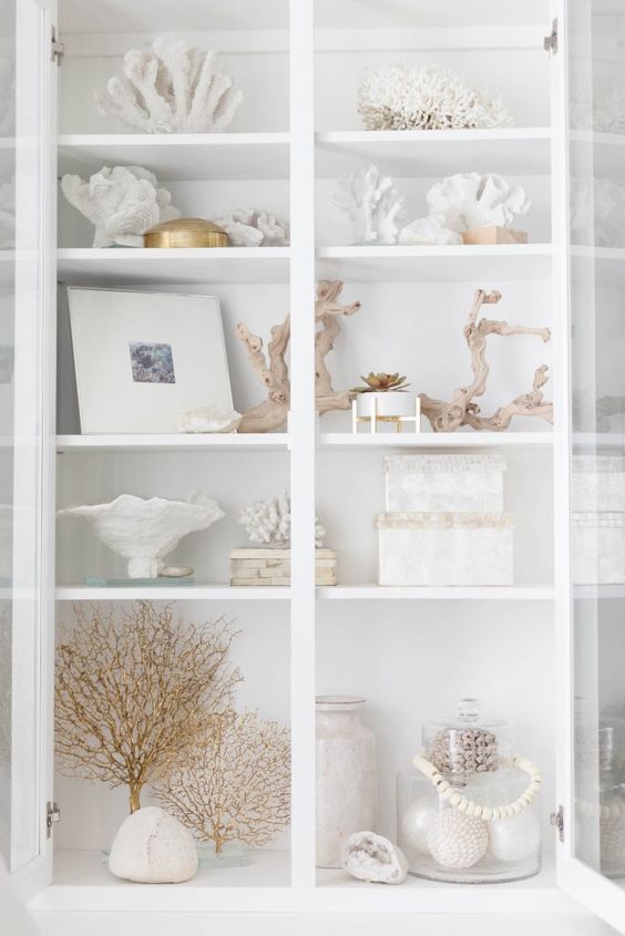 coastal accessories are perfect to decorate a storage unit