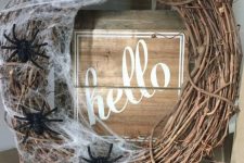 a cute rustic wreath for Halloween