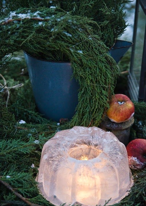 46 Creative Ice Christmas Decorations For Outdoors - DigsDigs