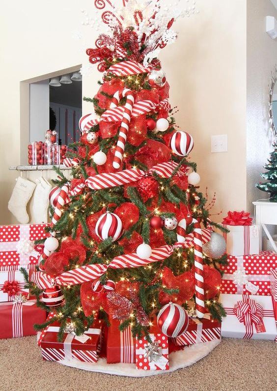 53 Fun Candy Cane Christmas Décor Ideas For Your Home Digsdigs