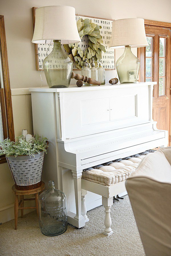 comfy farmhouse living room designs to steal comfy farmhouse living room designs to steal