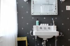 a cute b&w bathroom design