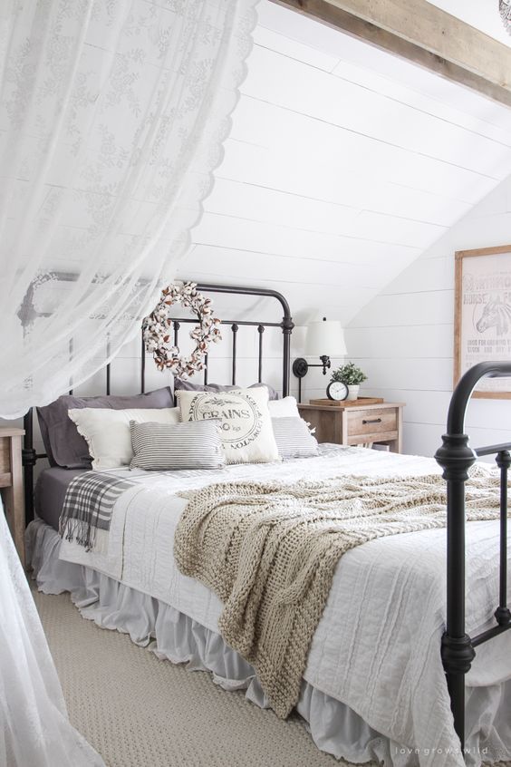 45 Sweet Vintage Bedroom Décor Ideas To Get Inspired DigsDigs
