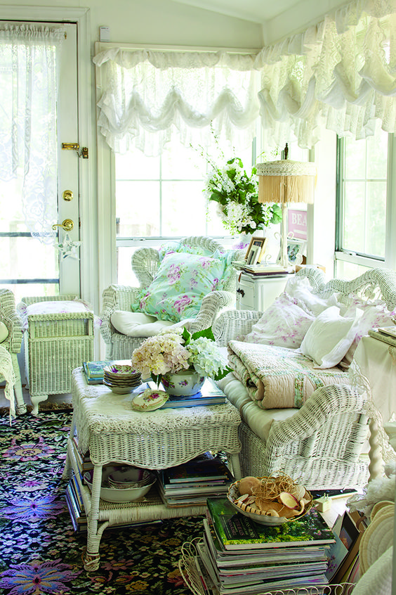 57 Charming Vintage Sunroom Décor Ideas DigsDigs