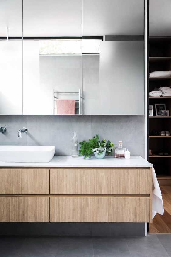 38 Functional And Stylish Bathroom Mirrors DigsDigs