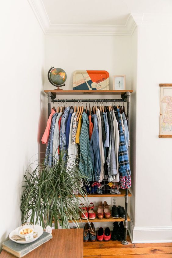 38 Creative Clothes Storage Solutions For Small Spaces - DigsDigs