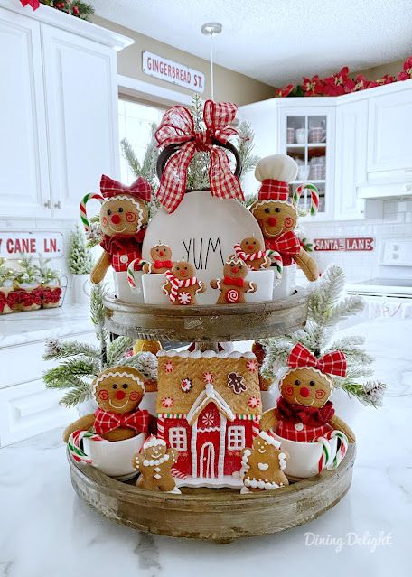 25+ gingerbread decorations for christmas That Look Good Enough to Eat