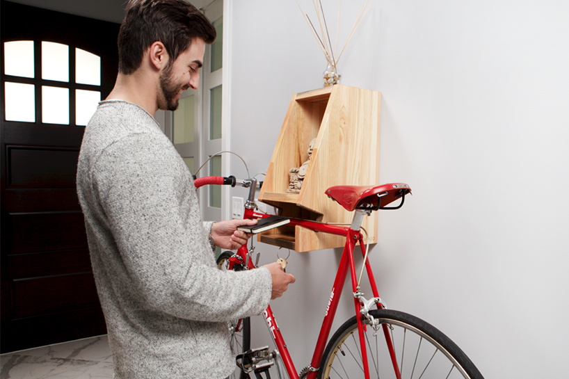 Bika can store small items on two built in shelves, it's a perfect rack for any entryway