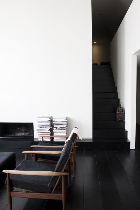 3 Dark Floors Types And 26 Ideas To Pull Them Off - DigsDigs