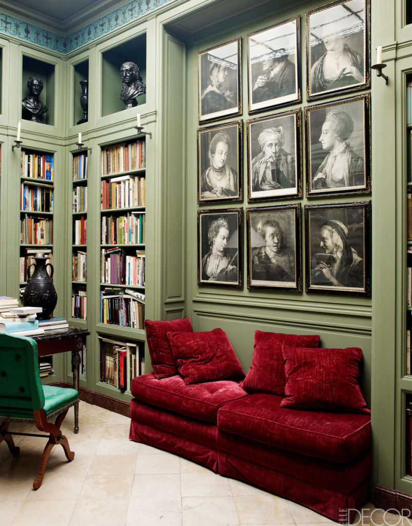 27 Daring Red And Green Interior Decor Ideas