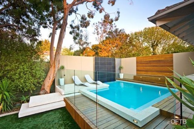 pool fencing