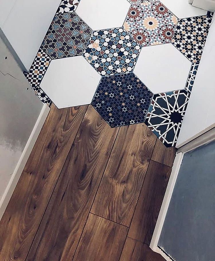 Floor Transition, Tile And Wood Floor Combination Pattern