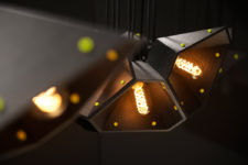 01 Pendant U33 lamp looks like a cluster of 5 or 6 but it’s a single one